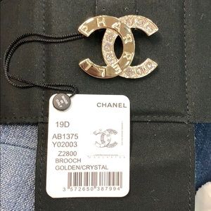 Authentic Chanel x Pharrell 2019 CC Brooch